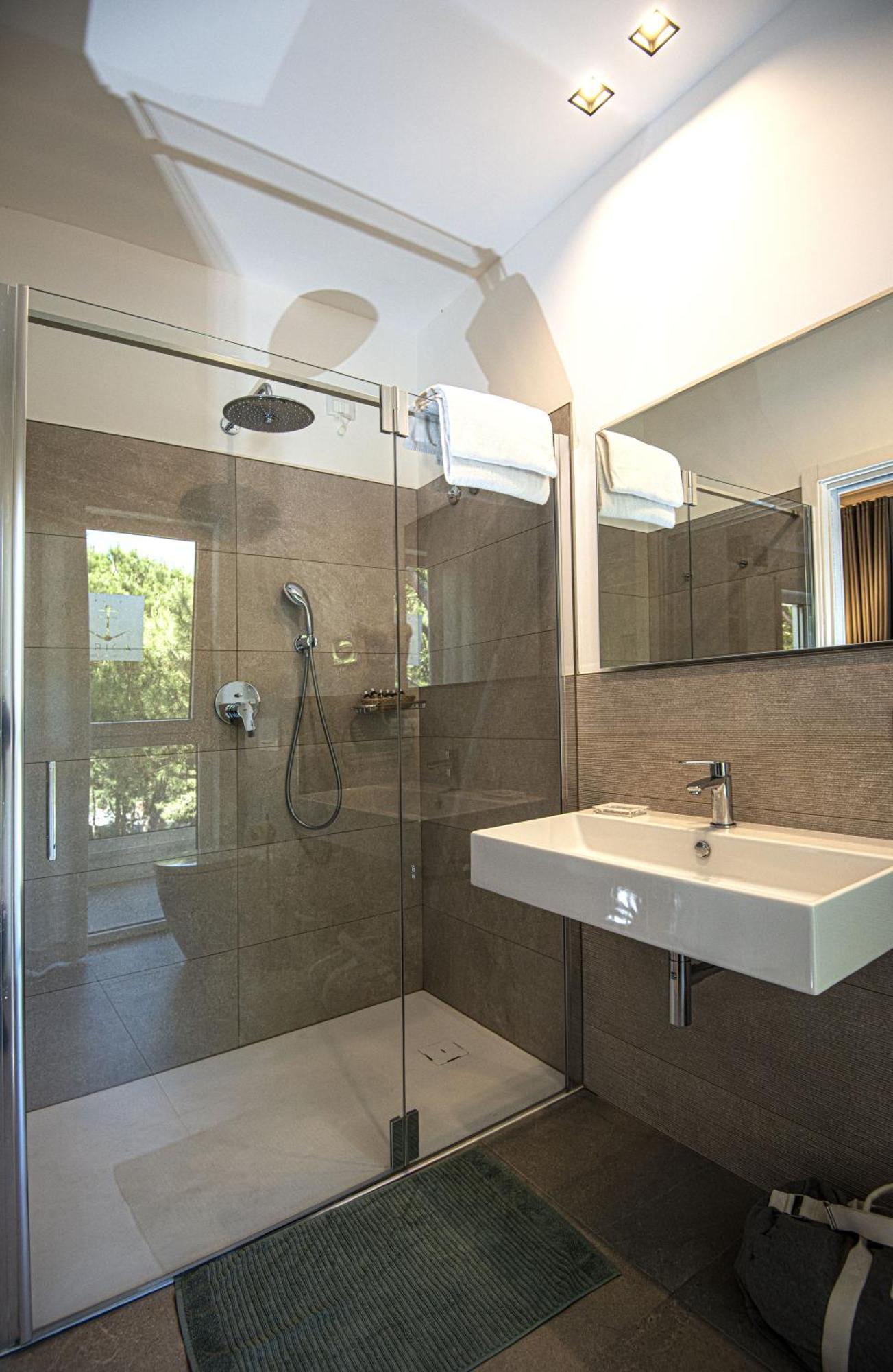 Suite Erica Lignano Hotel Линьяно-Саббьядоро Экстерьер фото