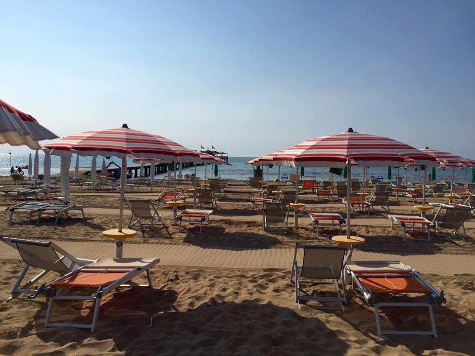 Suite Erica Lignano Hotel Линьяно-Саббьядоро Экстерьер фото