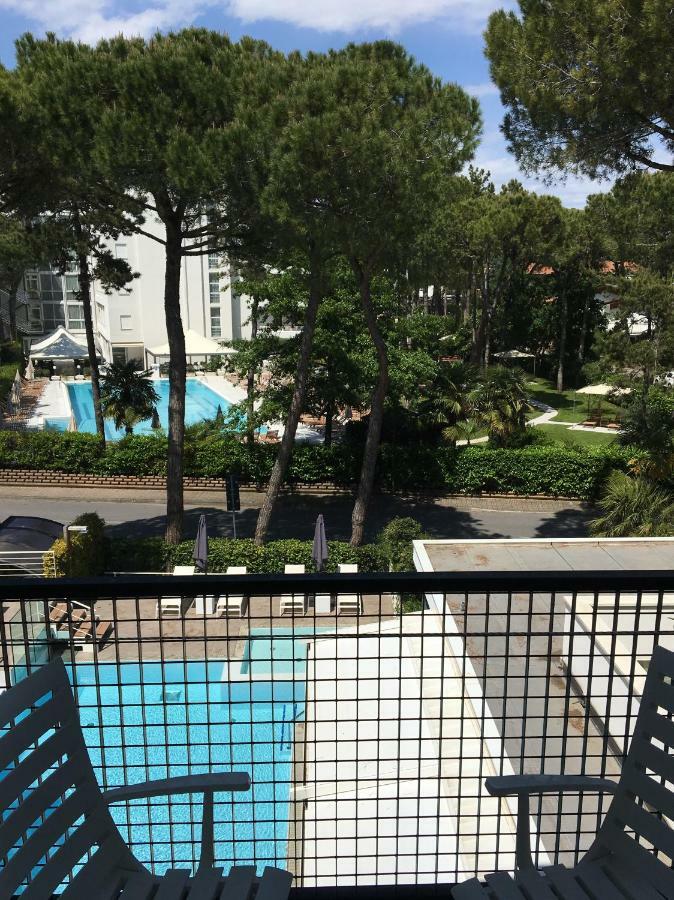 Suite Erica Lignano Hotel Линьяно-Саббьядоро Экстерьер фото